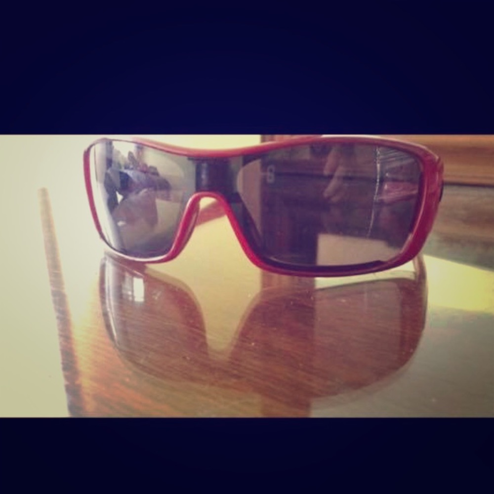 Oakley unisex sunglasses
